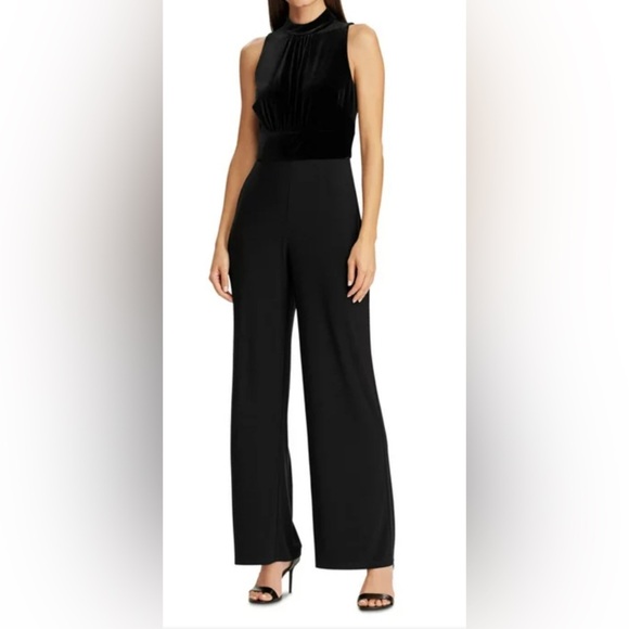 LAUREN RALPH LAUREN Sz 6 Slinky Jersey Knit Crew Neck Pockets Wide Leg Jumpsuit - Picture 1 of 13